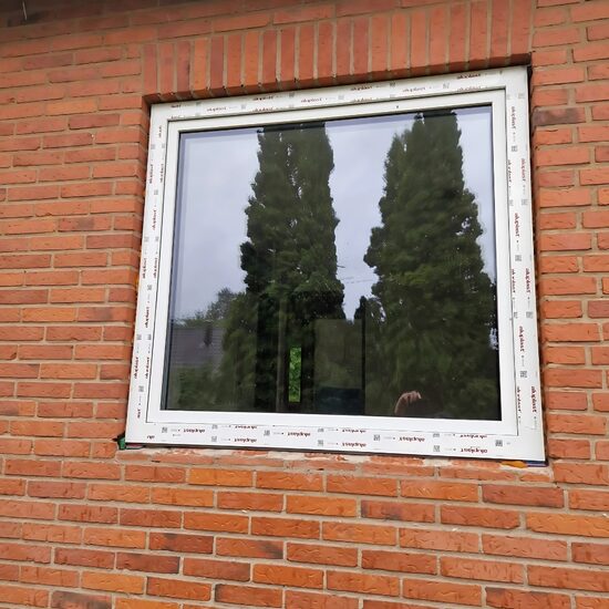 Inåtgående öppningsbara fönster